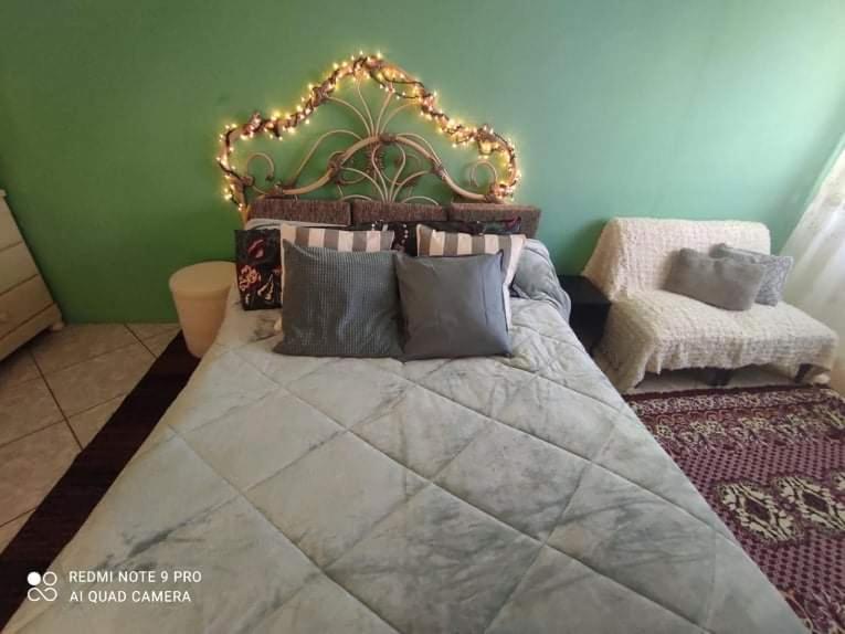 הוילה אנביסוס Pleasant House With Garden!! מראה חיצוני תמונה