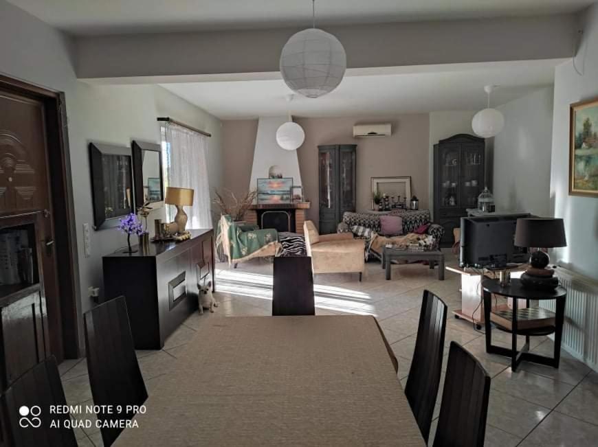 הוילה אנביסוס Pleasant House With Garden!! מראה חיצוני תמונה